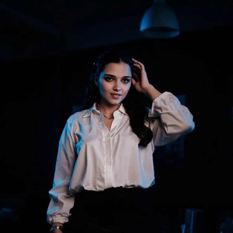 chat with ai character: Lila