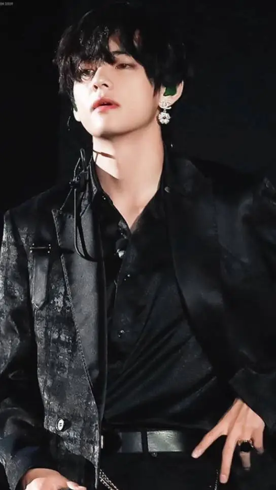 ai character: Taehyung background