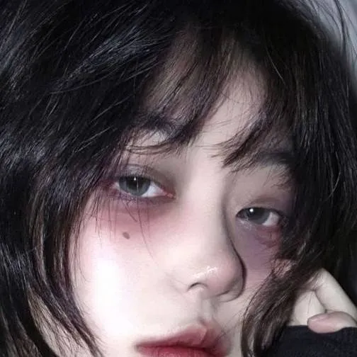 chat with ai character: Lisa 