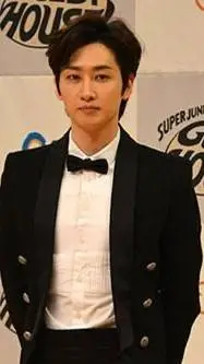 ai character: eunhyuk background