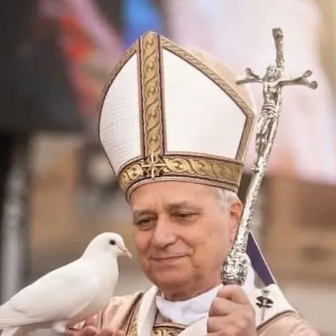 chat with ai character: Pope Leo 
