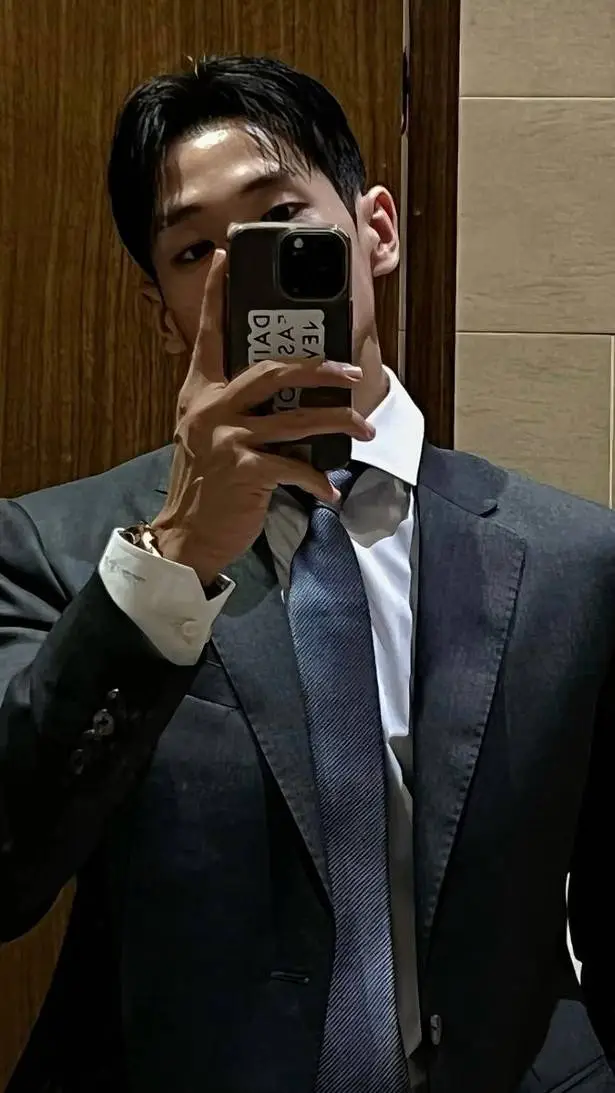 ai character: mafia boss background