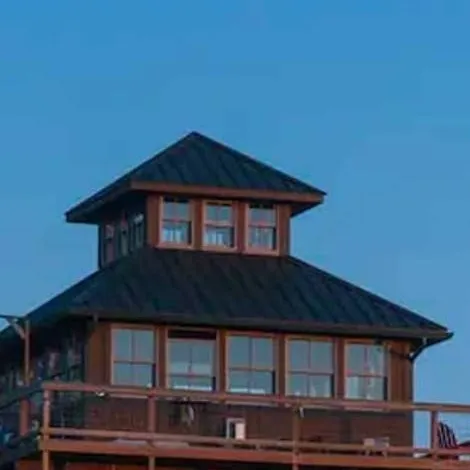 chat with ai character: Riverfall Park!