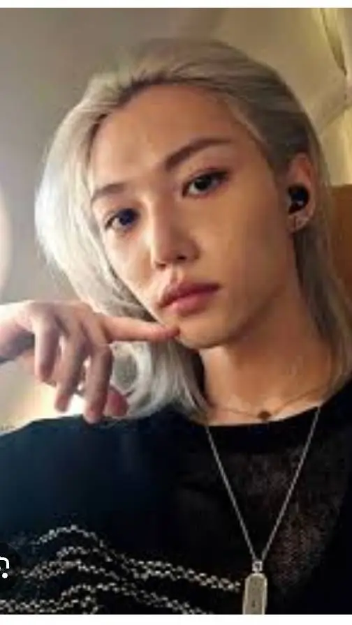 ai character: Felix Lee background