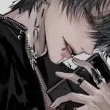 chat with ai character: Moon
