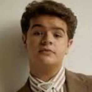chat with ai character: Gaten Matarazzo