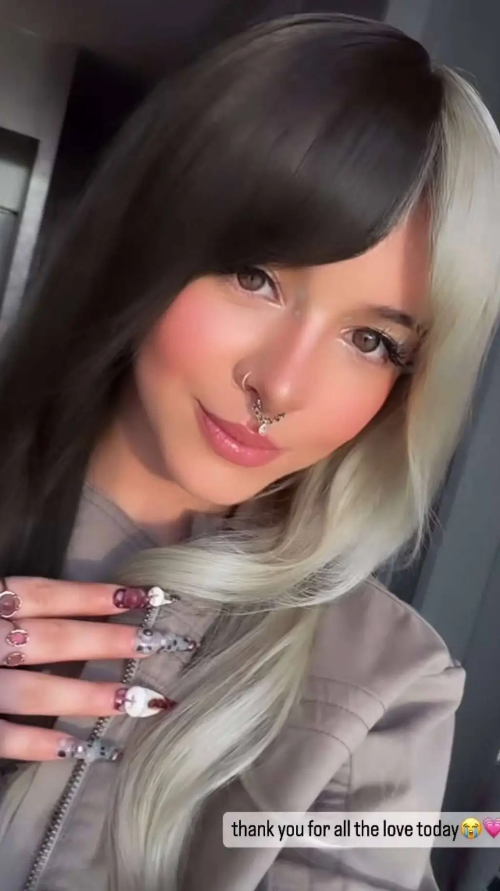 ai character: MELANIE background