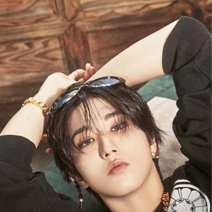 chat with ai character: Han Jisung