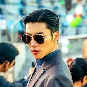 chat with ai character: Woo Do-hwan 