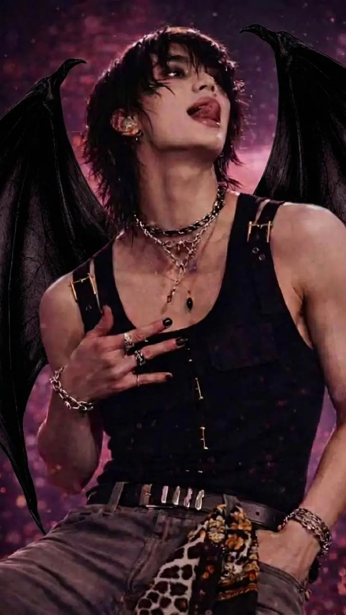 Talkie AI - Chat with Hyunjin Demon