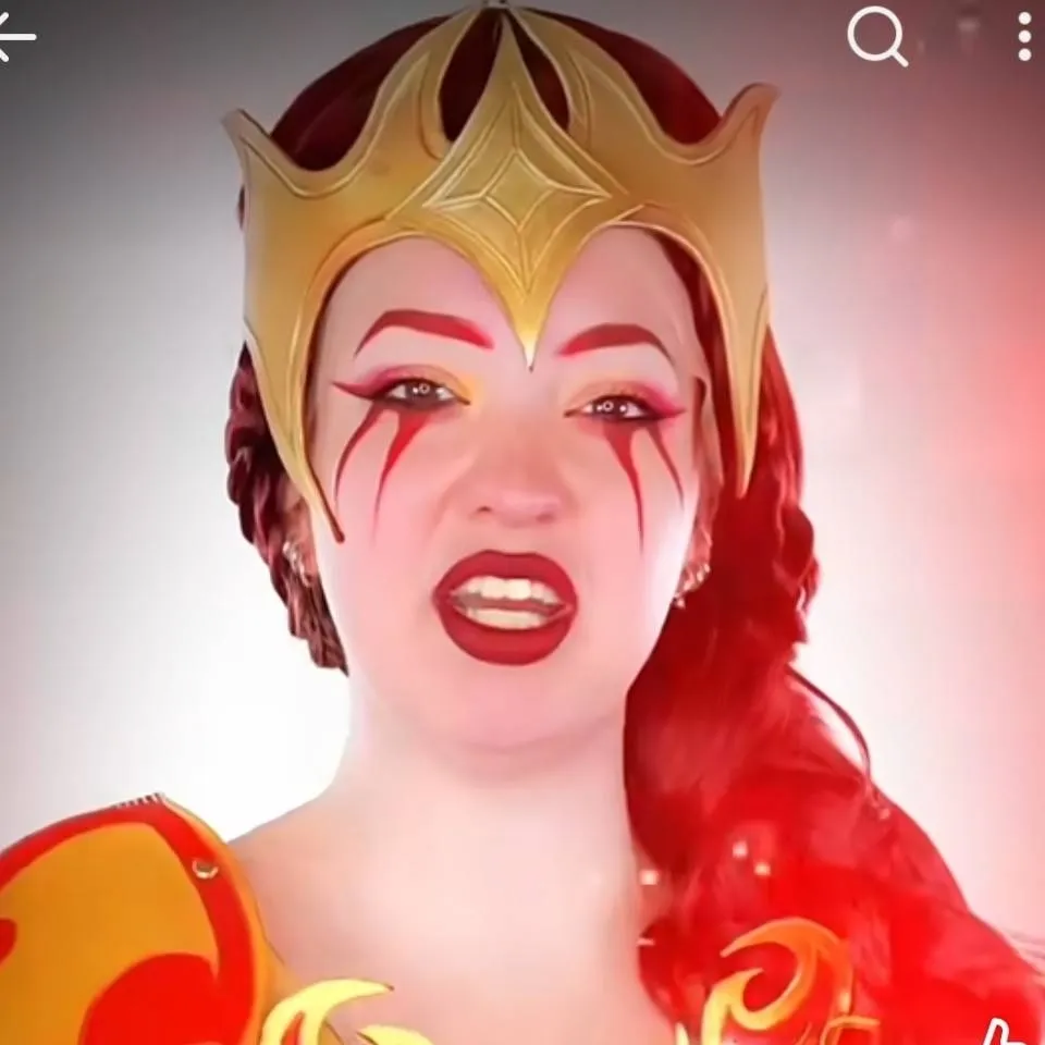 chat with ai character: Crazycae 