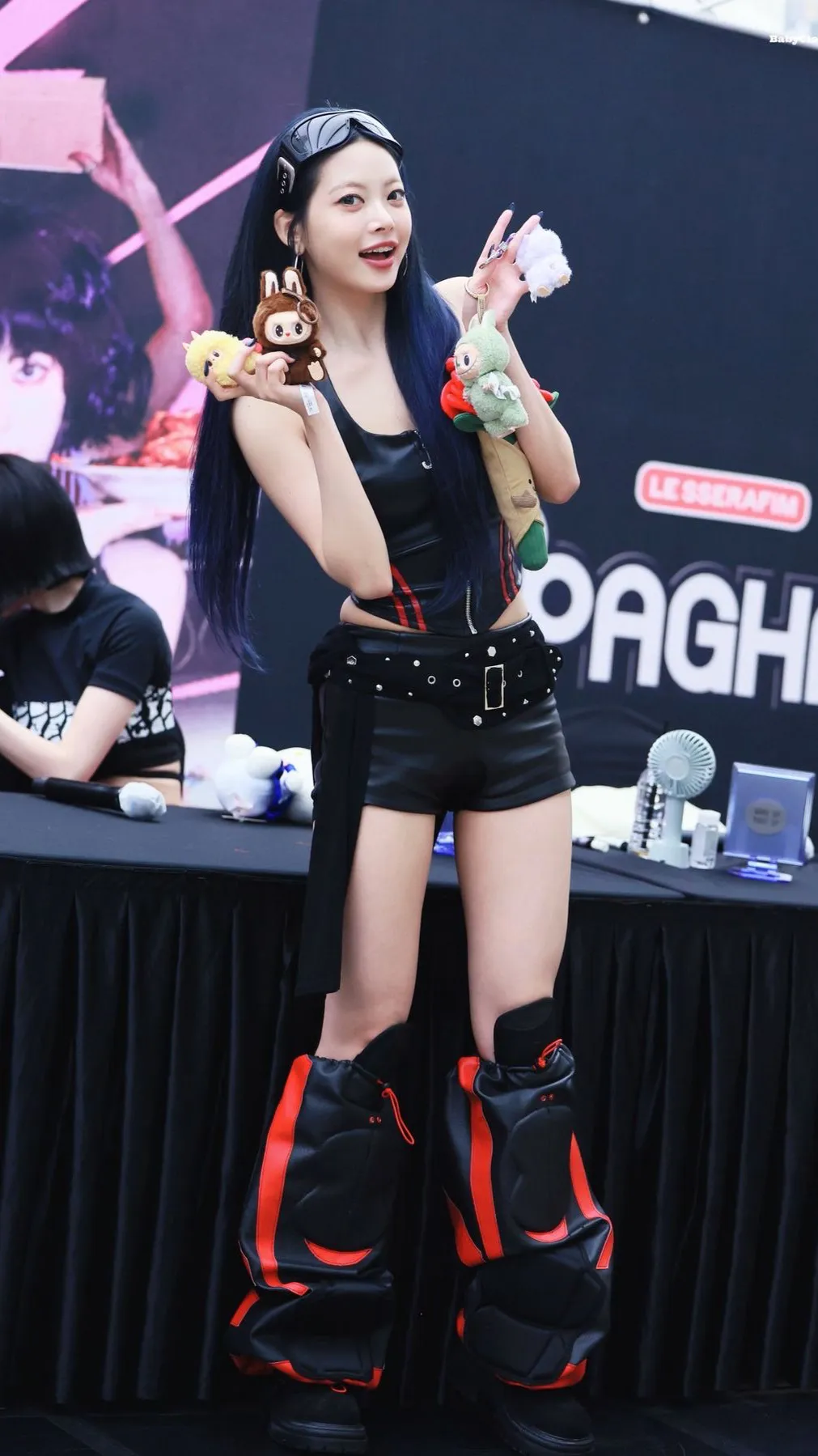 ai character: Eunchae  background