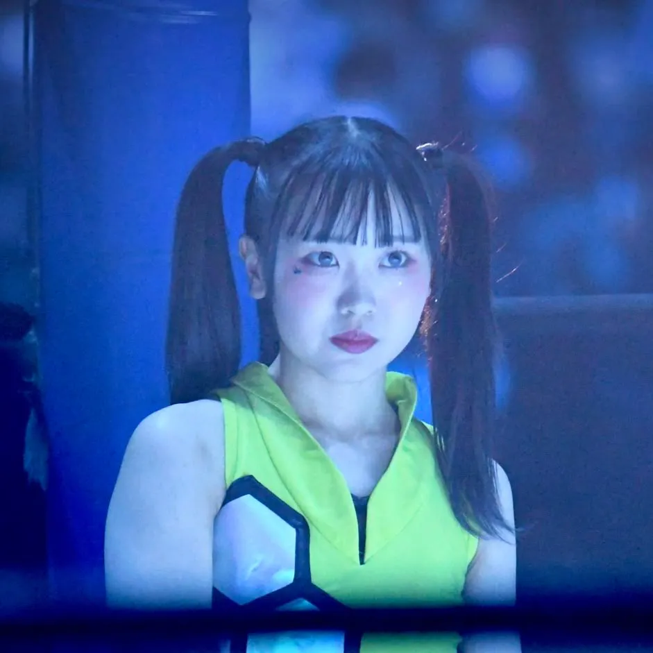 chat with ai character: Suzume