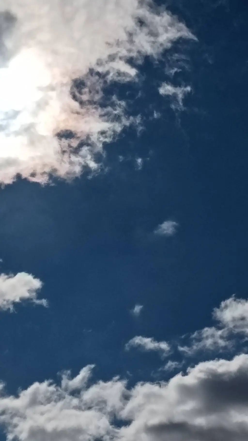 ai character: ppt player - baby  background