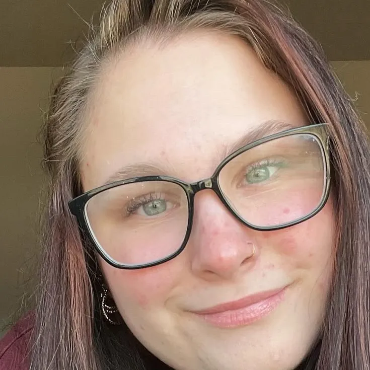 chat with ai character: Lilith 