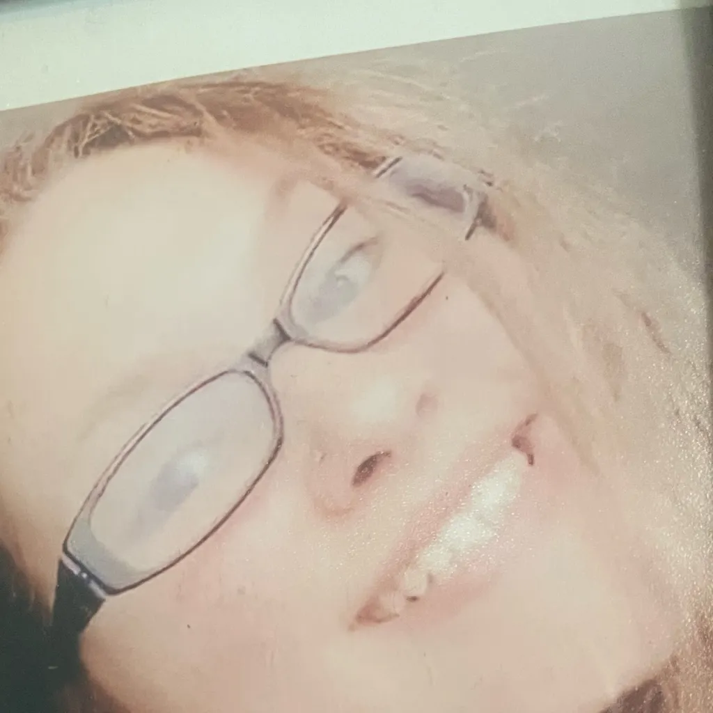 chat with ai character: Ashley 