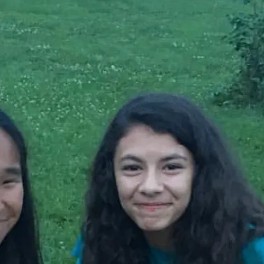 chat with ai character: Selah/Alannah 