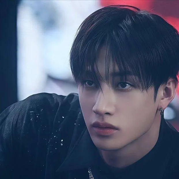 chat with ai character: Bangchan 🥊