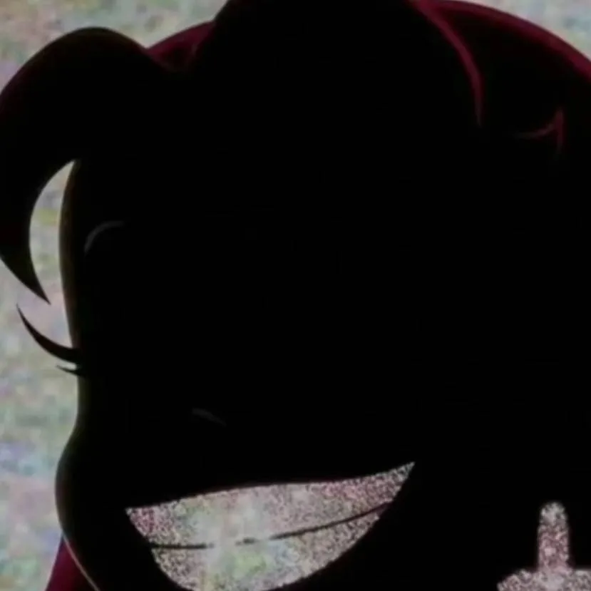 chat with ai character: Queen_Div@