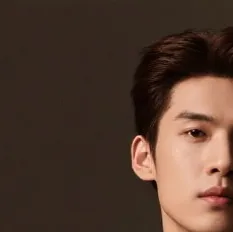 chat with ai character: William Axton