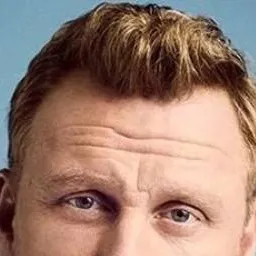 chat with ai character: Owen Hunt