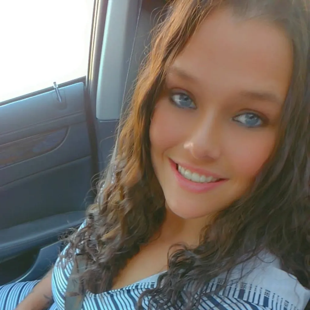 chat with ai character: Amanda 