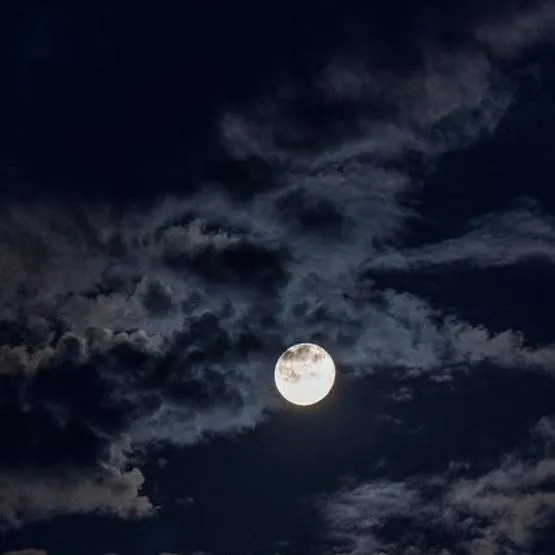 chat with ai character: Hiro Hamada