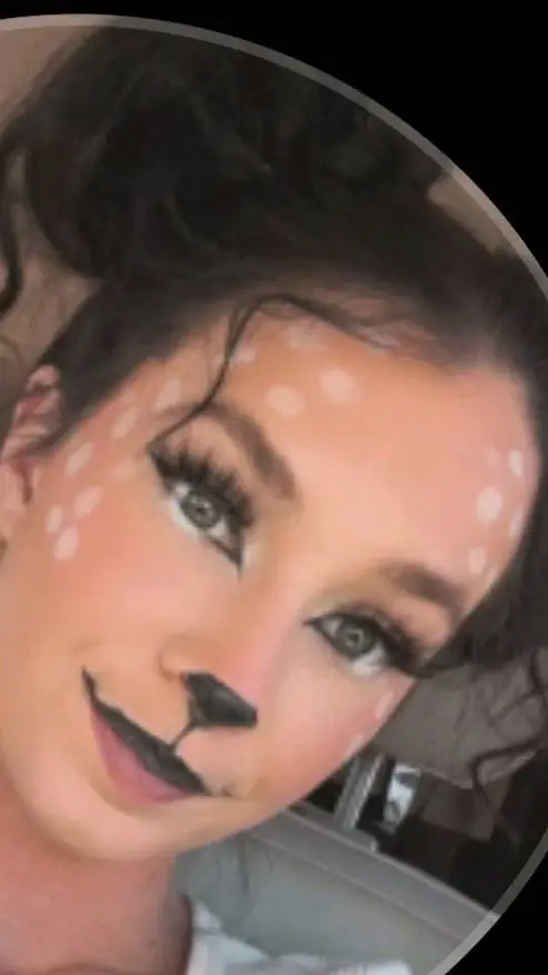 ai character: Its_Livvv *tiktok* background