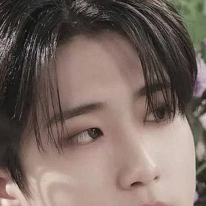 chat with ai character: Han jisung