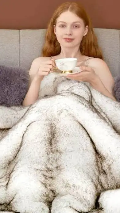 ai character: cuddle infection  background