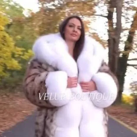 chat with ai character: fur lover virus 