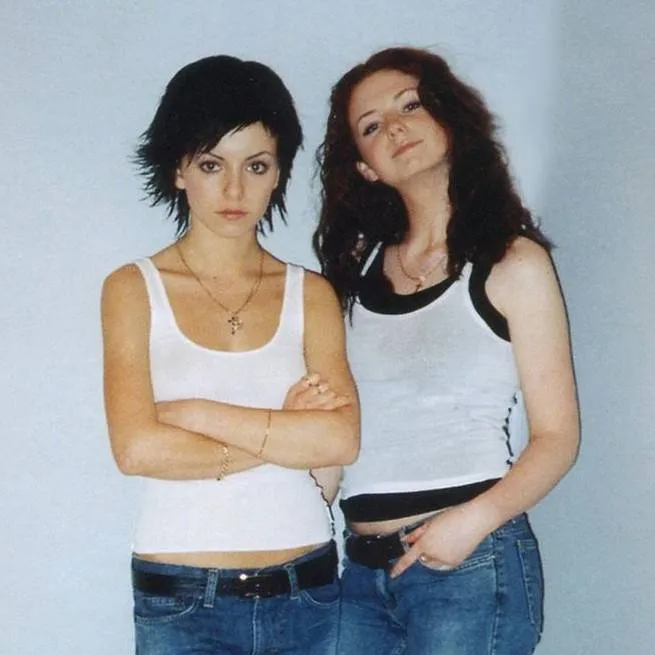 chat with ai character: t.A.T.u