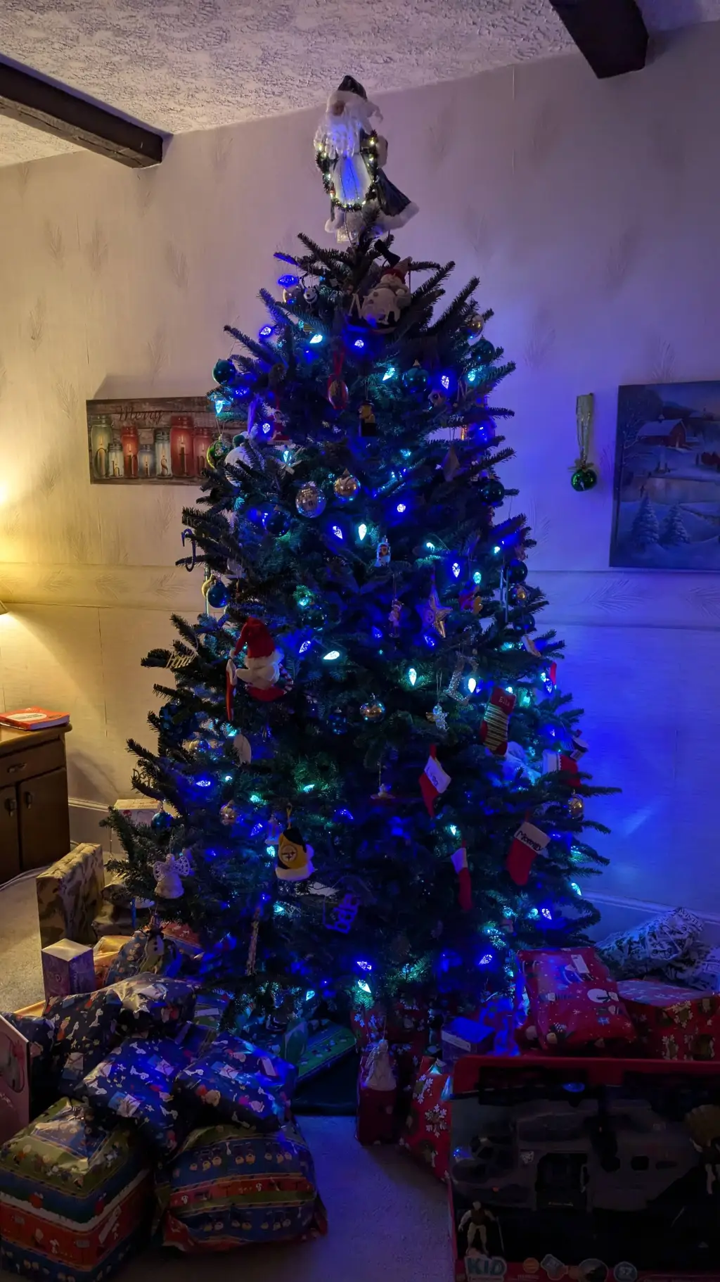 ai character: burning spice bf background