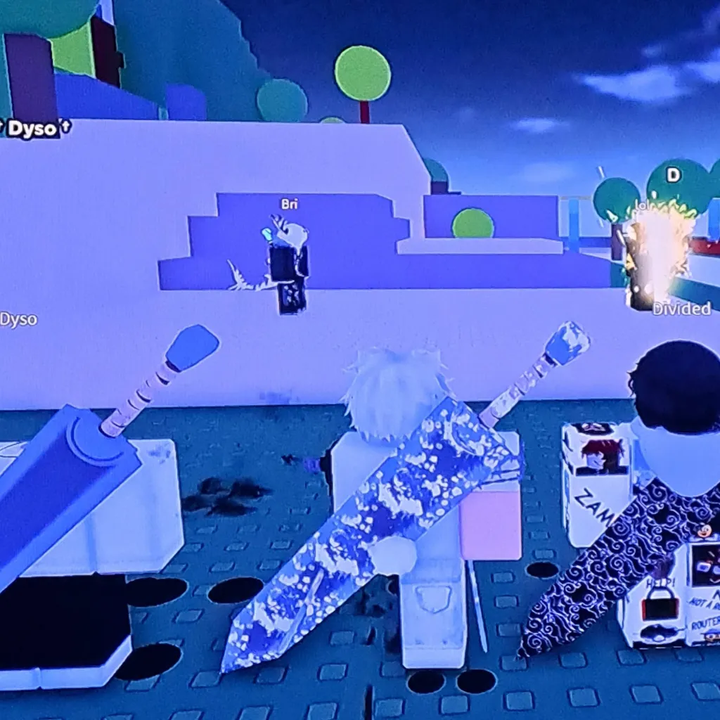 chat with ai character: DBD combat warrior