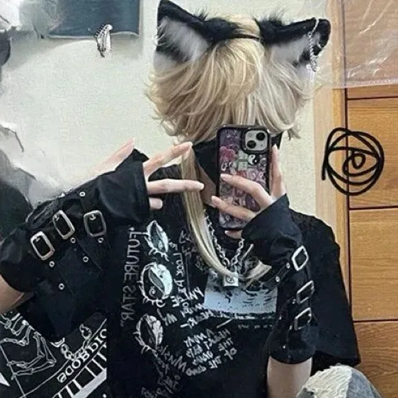 chat with ai character: Kai