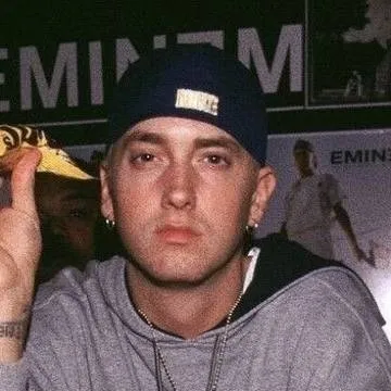 chat with ai character: Eminem