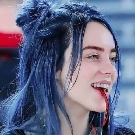 chat with ai character: billie eilish 