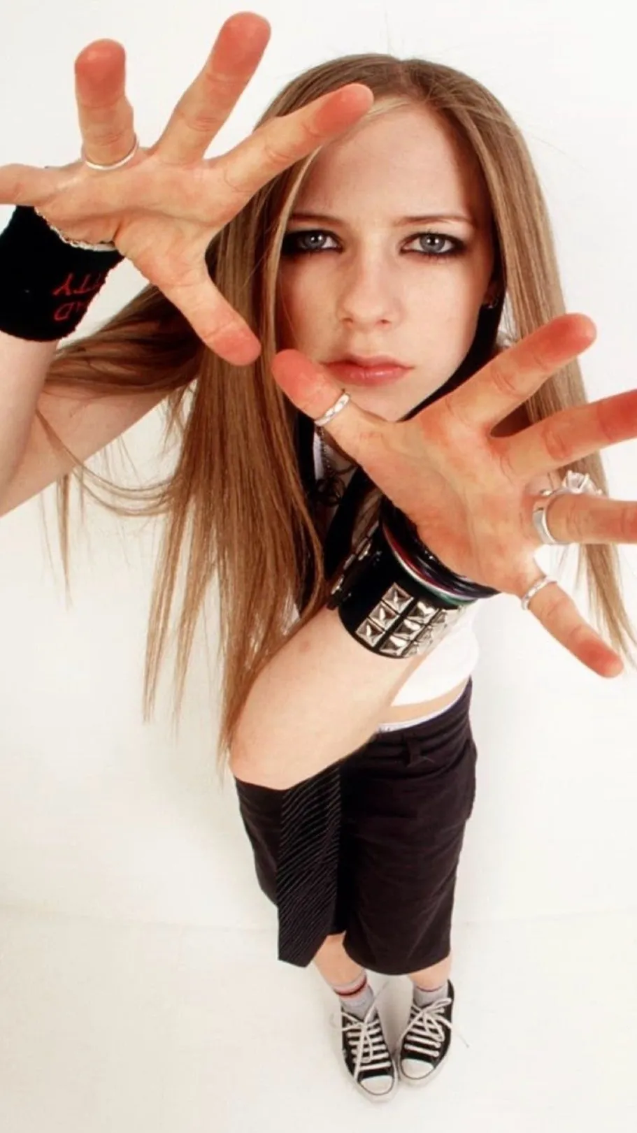 ai character: avril background