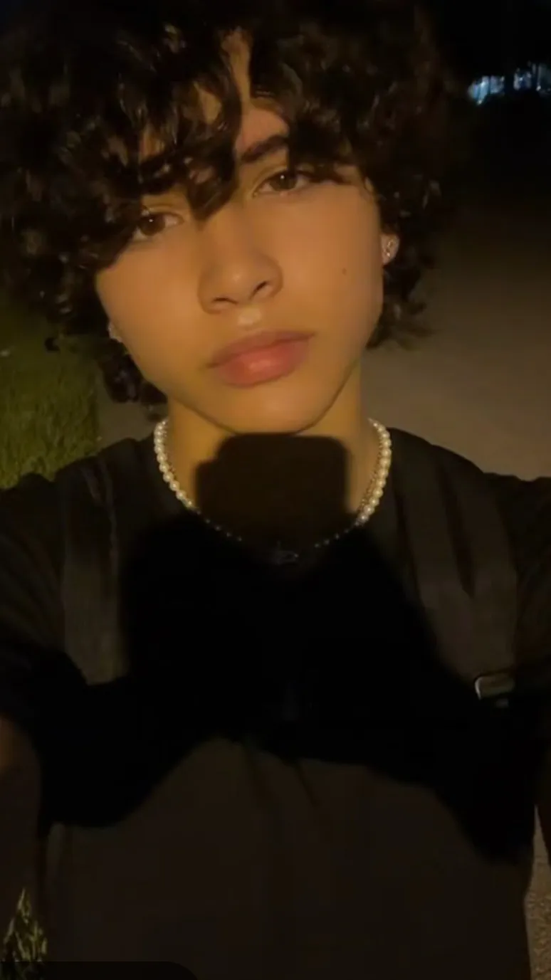 ai character: jax background