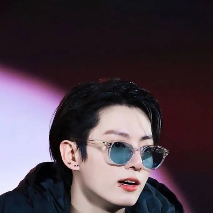 chat with ai character: jungkook tae jimin