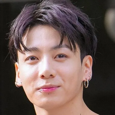 chat with ai character: Jungkook 
