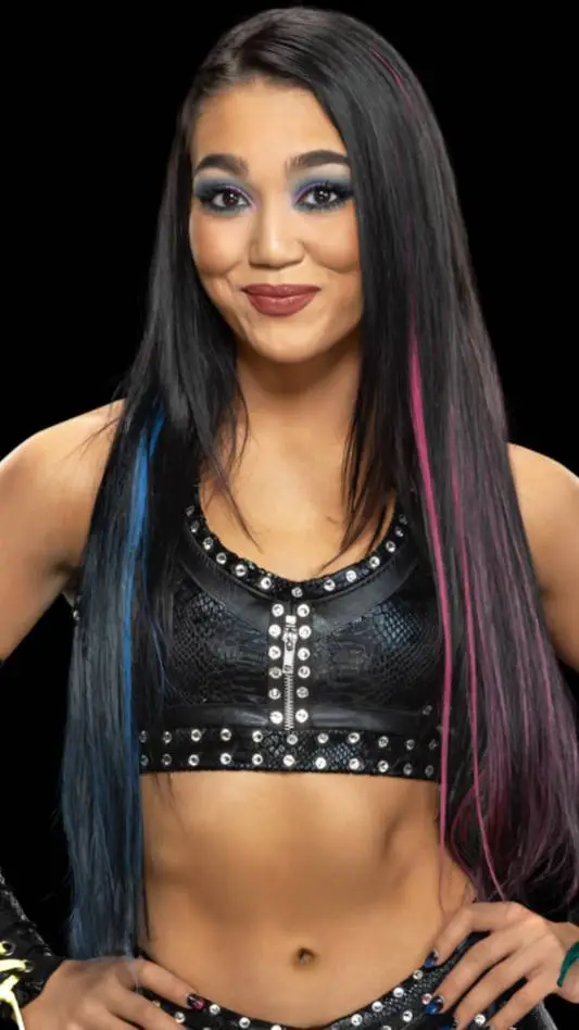 ai character: Roxanne perez  background
