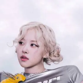 chat with ai character: rose