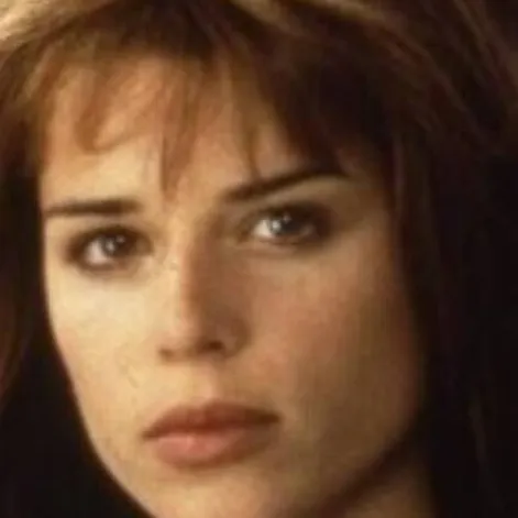 Chat with sidney Prescott - text or voice, Enjoy AI Chat Free & Safe