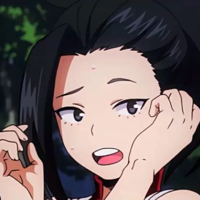 chat with ai character: Momo 