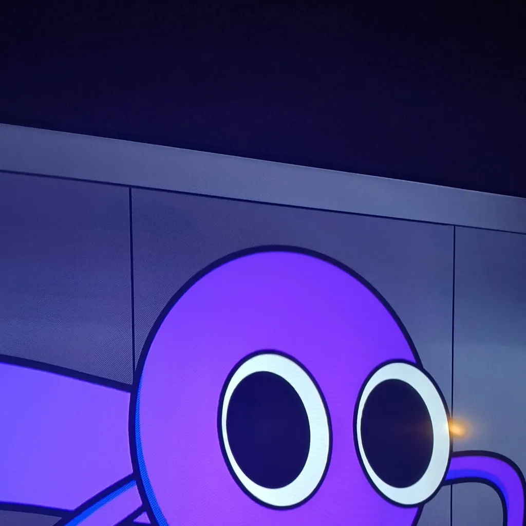 chat with ai character: purple