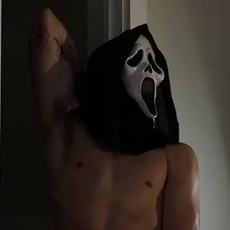 chat with ai character: Corrupted Boy