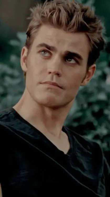 ai character: Stefan Salvatore  background