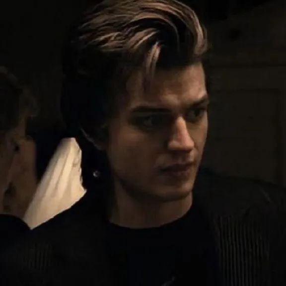 chat with ai character: Steve Harrington￼