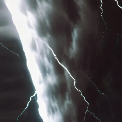 chat with ai character: ST0RM CHASING